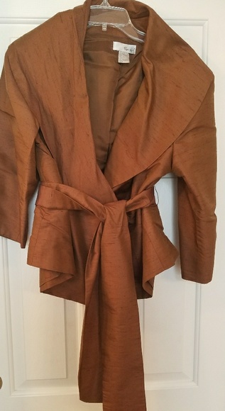 Dresses & Skirts - Suit